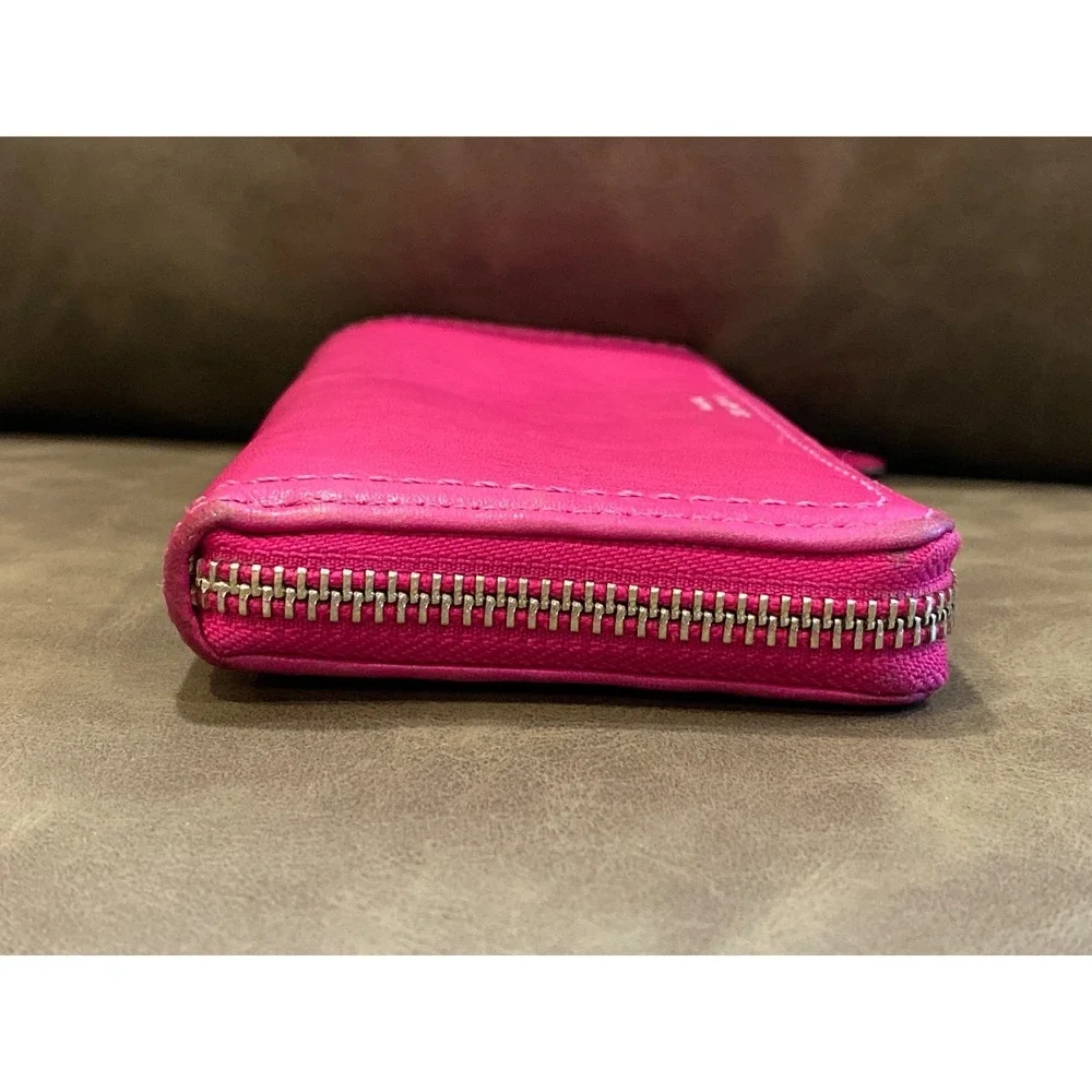 Coach‎ Wallet Women's Fuchsia Legacy Leather Slim Zip Around Clutch Organizer